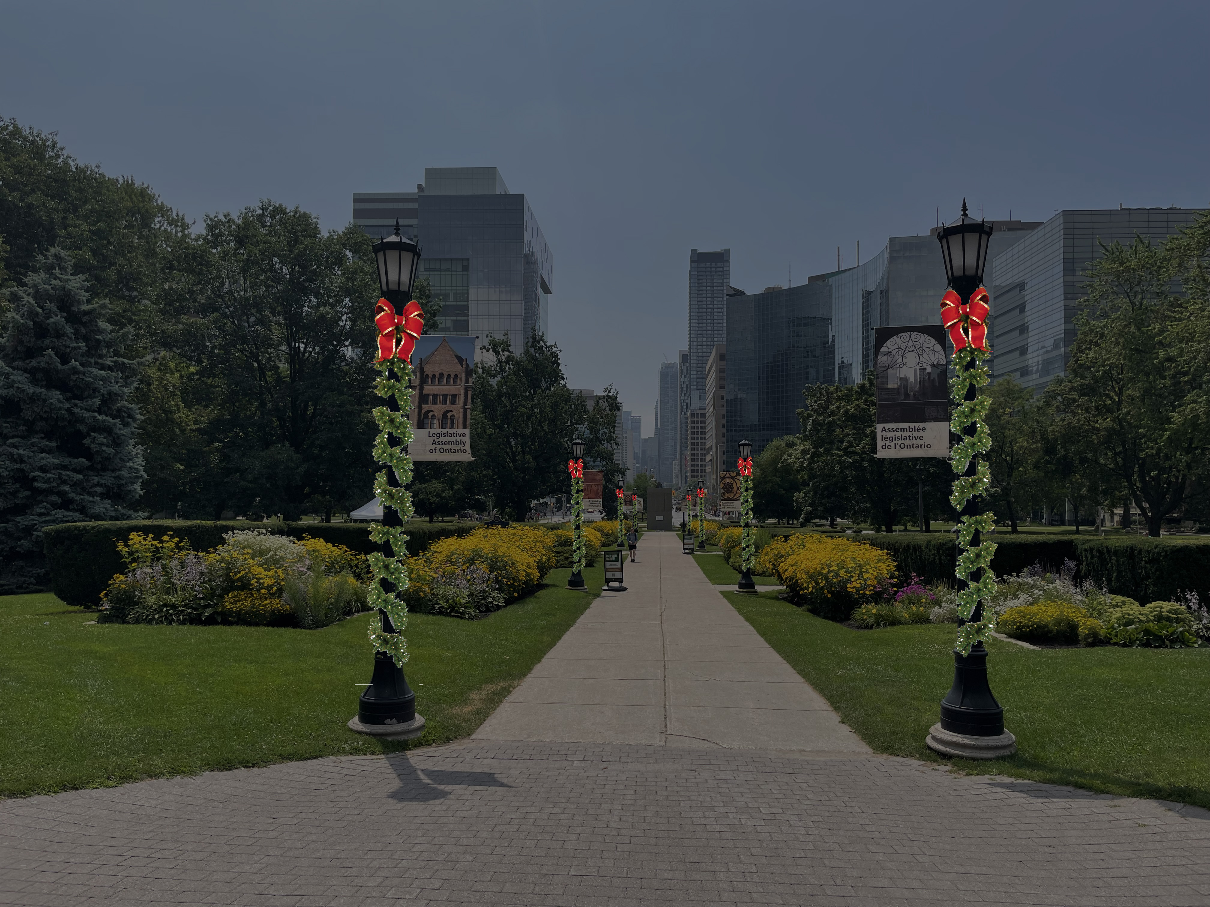 Queen's Park decorated light pole concept
